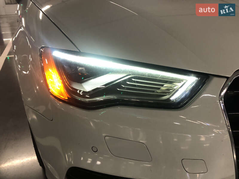 Седан Audi A3 2016 в Хмельницком