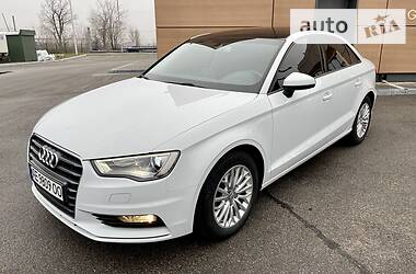 Седан Audi A3 2016 в Днепре