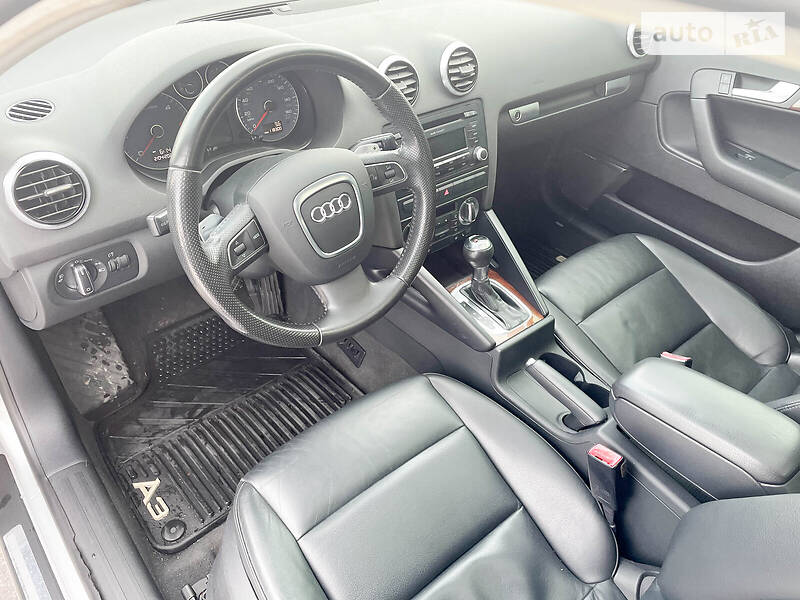 Хэтчбек Audi A3 2010 в Запорожье