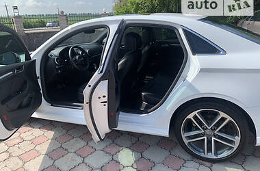 Седан Audi A3 2018 в 