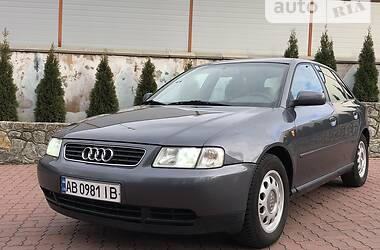 Хэтчбек Audi A3 2000 в 