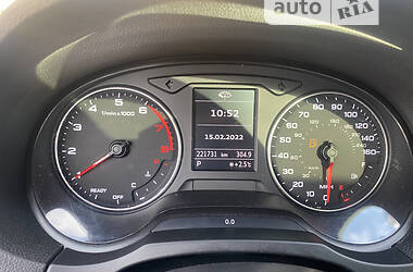 Седан Audi A3 2016 в 