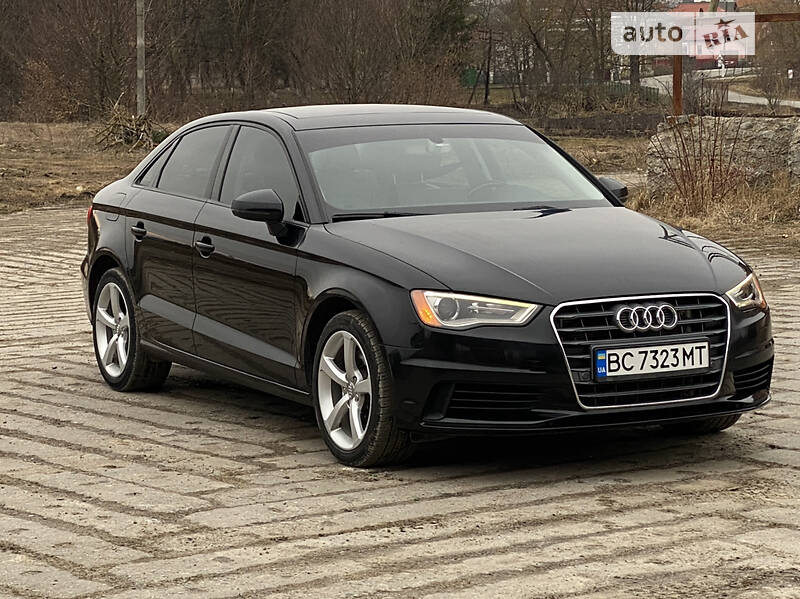 Седан Audi A3 2016 в 