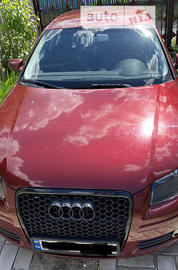Хэтчбек Audi A3 2005 в 