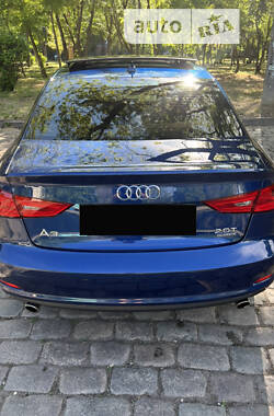 Седан Audi A3 2015 в Киеве