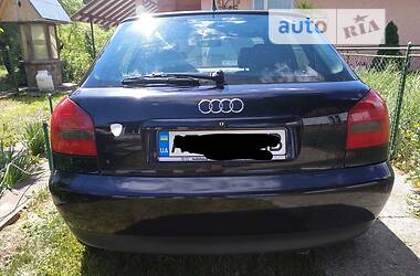 Хэтчбек Audi A3 2000 в Снятине