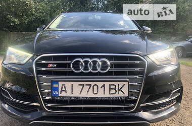 Седан Audi A3 2015 в Киеве