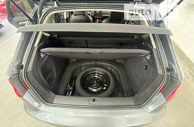 Хэтчбек Audi A3 2016 в 