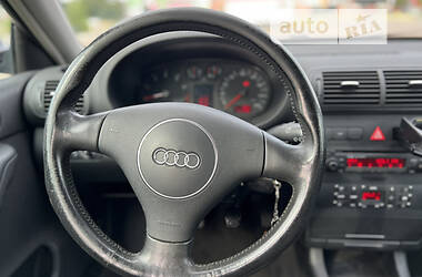 Хетчбек Audi A3 2002 в Києві