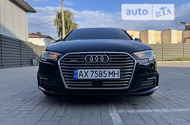 Хэтчбек Audi A3 2017 в Черкассах