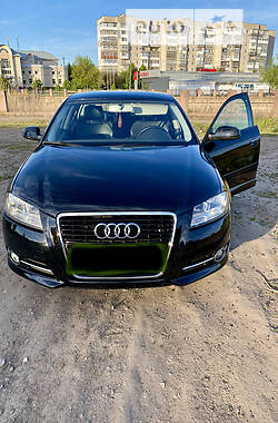 Хетчбек Audi A3 2012 в Кропивницькому