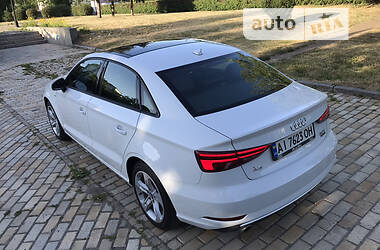 Седан Audi A3 2016 в 