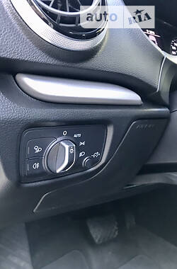 Седан Audi A3 2016 в 