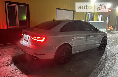 Седан Audi A3 2015 в Киеве