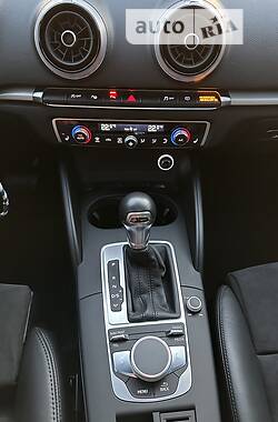 Седан Audi A3 2016 в Дніпрі