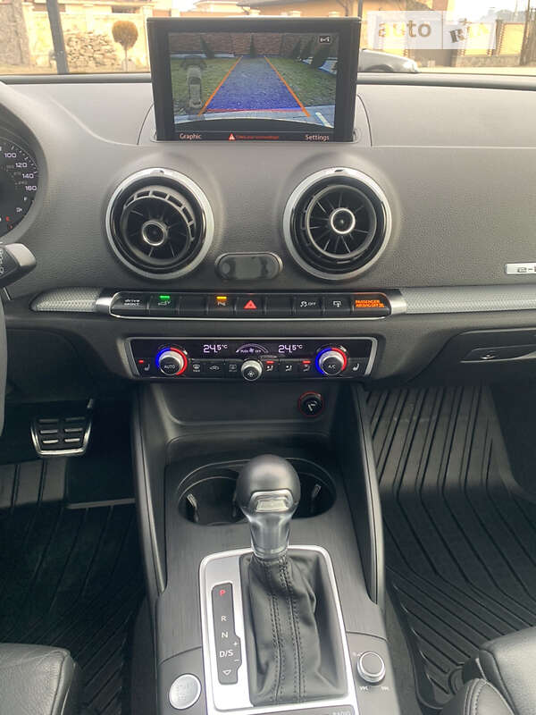 Хэтчбек Audi A3 2016 в Виннице