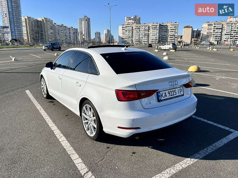 Седан Audi A3 2015 в Києві