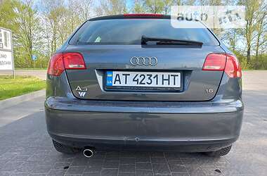 Хэтчбек Audi A3 2004 в 