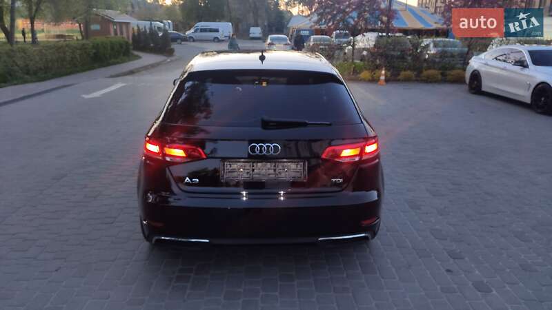Хетчбек Audi A3 2016 в Києві