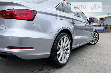 Седан Audi A3 2015 в Львове