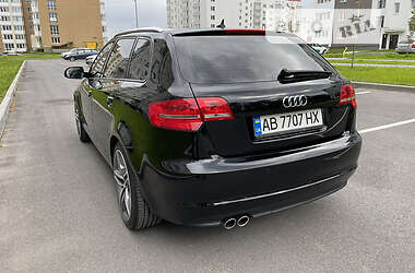 Хэтчбек Audi A3 2011 в 