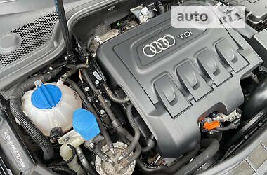 Хэтчбек Audi A3 2011 в 