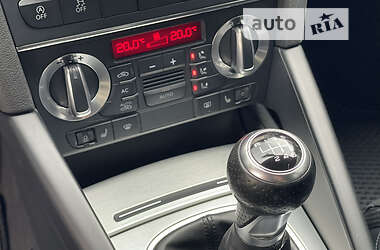 Хэтчбек Audi A3 2011 в 