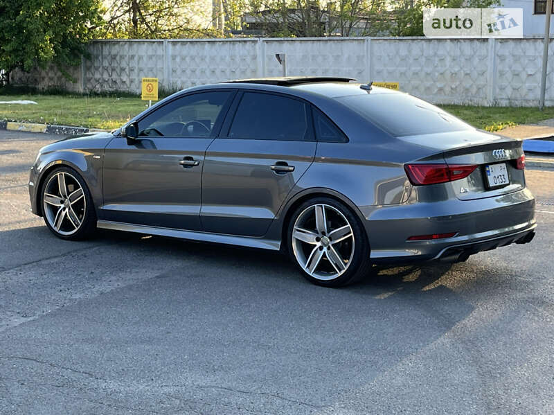 Седан Audi A3 2015 в Киеве