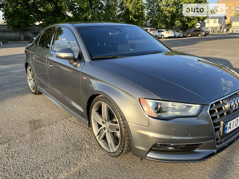 Седан Audi A3 2015 в Киеве