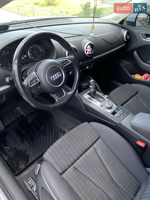 Хэтчбек Audi A3 2014 в Харькове