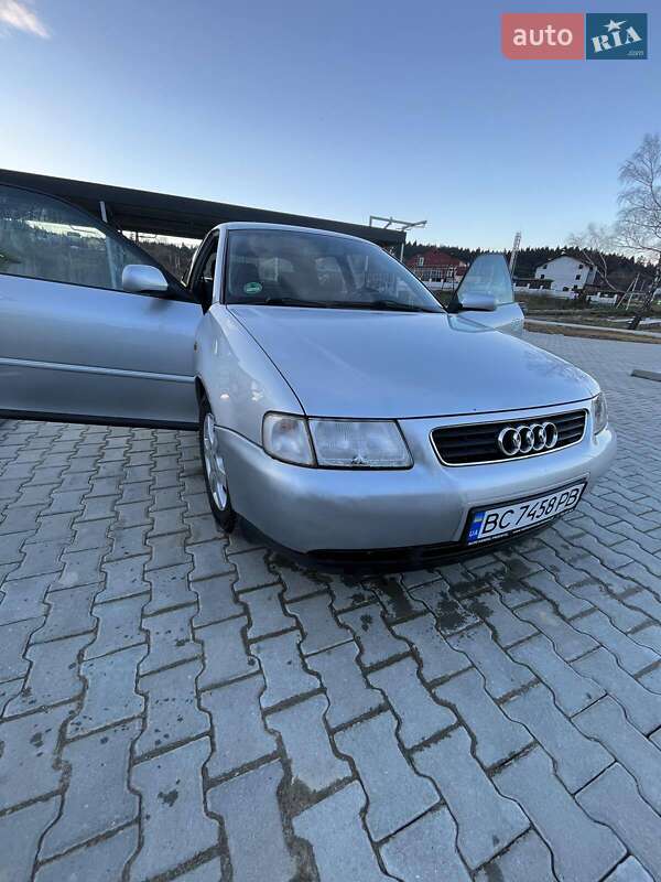 Хэтчбек Audi A3 1997 в Бориславе