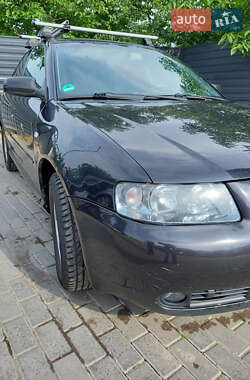 Хэтчбек Audi A3 2001 в 