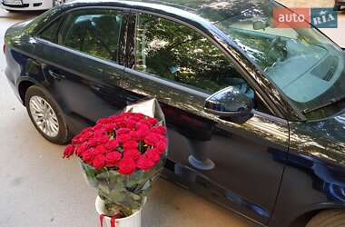 Седан Audi A3 2016 в 