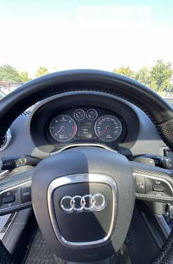 Хетчбек Audi A3 2012 в 