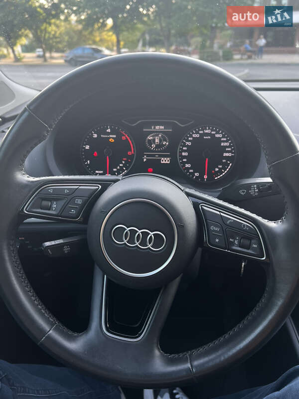 Хетчбек Audi A3 2019 в Вінниці