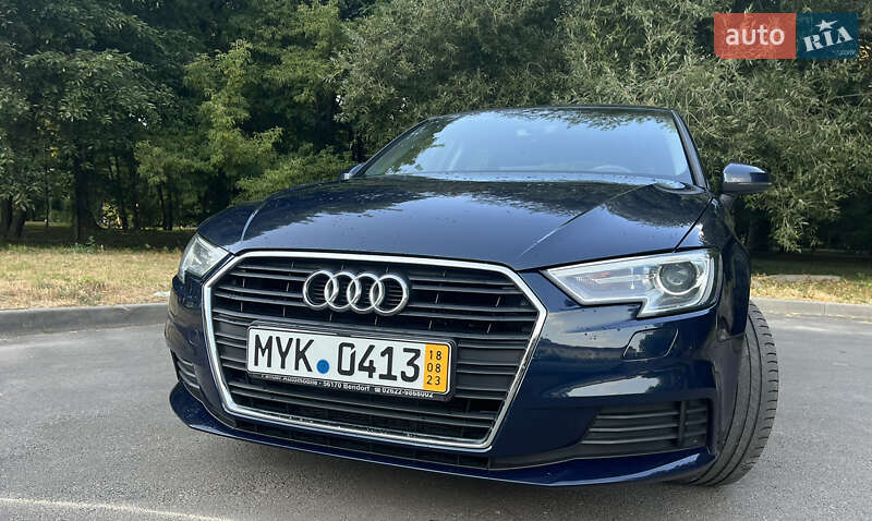 Хетчбек Audi A3 2019 в Вінниці