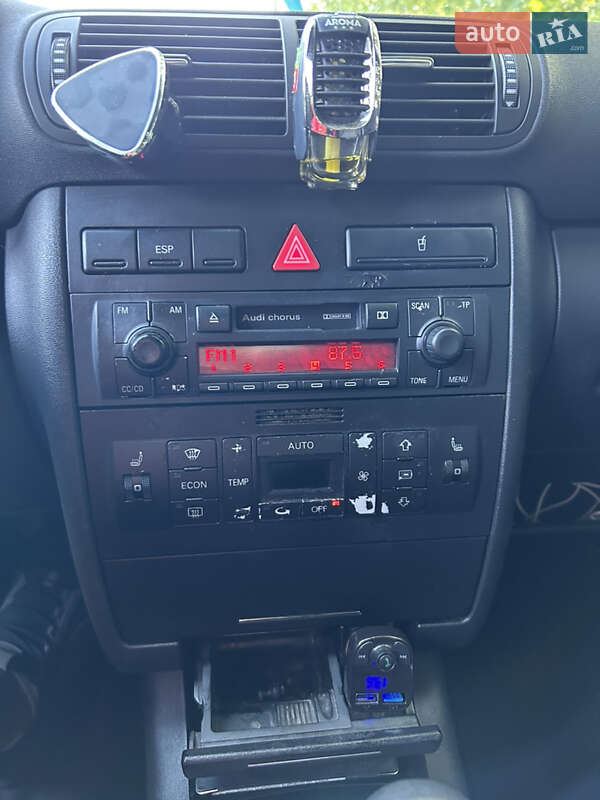 Хэтчбек Audi A3 2003 в Болехове