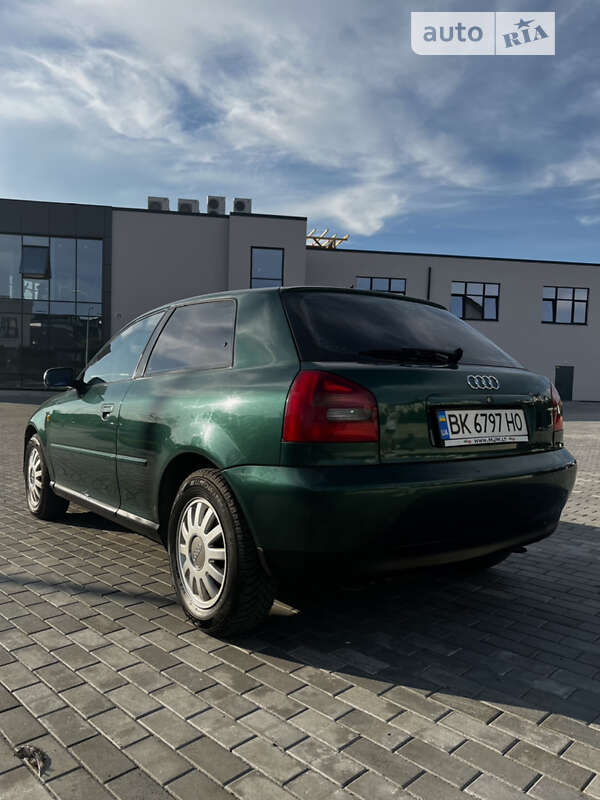 Хэтчбек Audi A3 1998 в Ровно