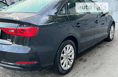 Седан Audi A3 2015 в 