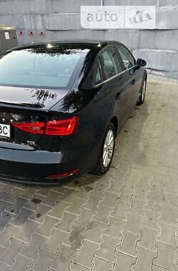 Седан Audi A3 2015 в 