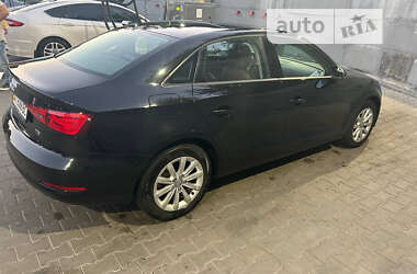 Седан Audi A3 2015 в 