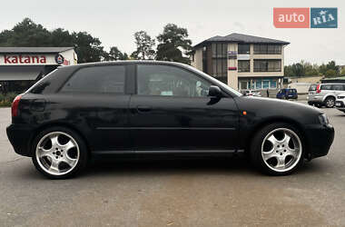 Хэтчбек Audi A3 1999 в Вараше