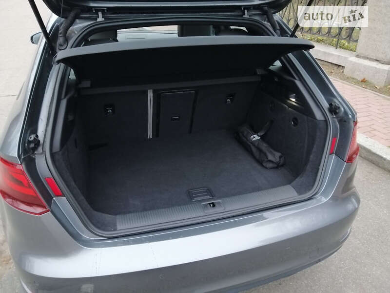 Хэтчбек Audi A3 2015 в Умани