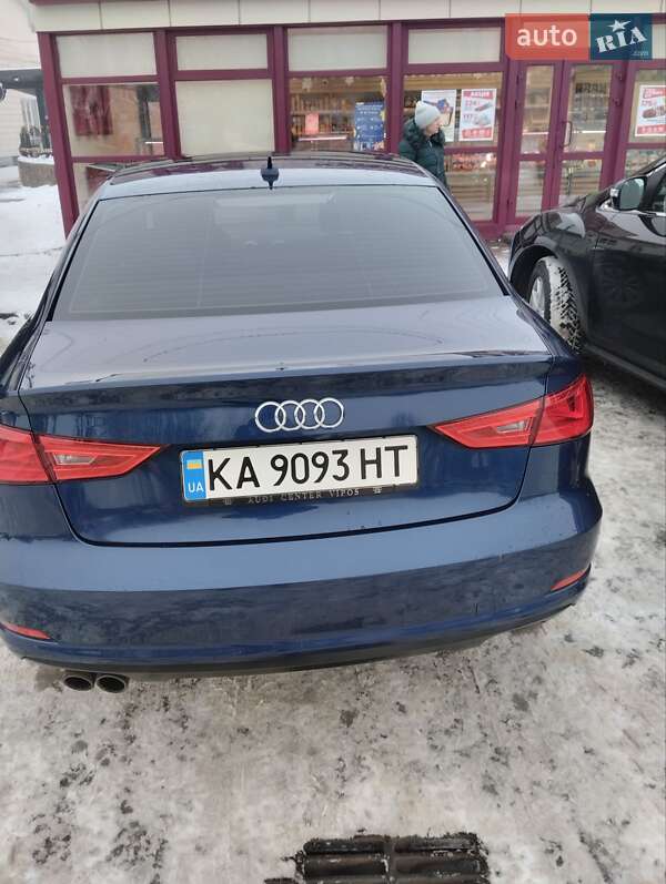 Седан Audi A3 2014 в Попельне