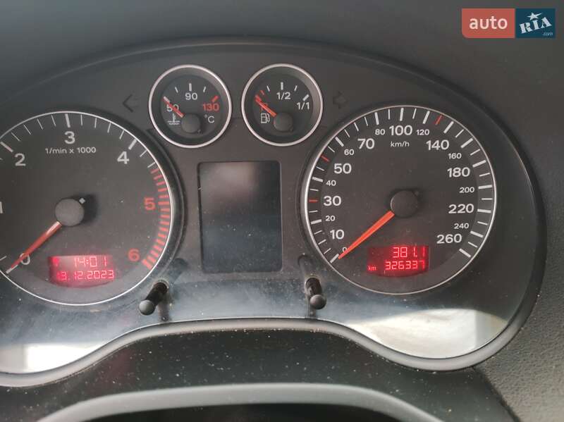 Хэтчбек Audi A3 2004 в Львове