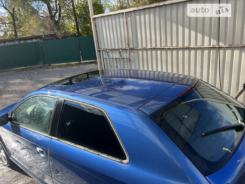 Хэтчбек Audi A3 2003 в Запорожье