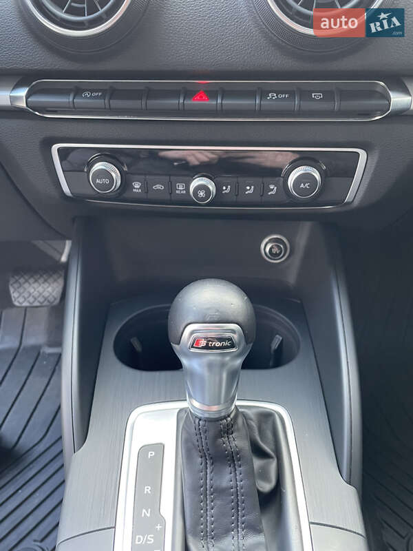 Хэтчбек Audi A3 2017 в Черкассах