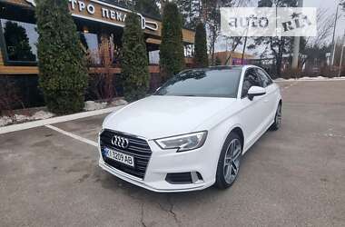 Седан Audi A3 2018 в Василькове
