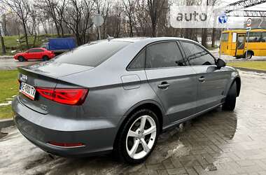 Седан Audi A3 2015 в Дніпрі