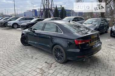 Седан Audi A3 2018 в Львове